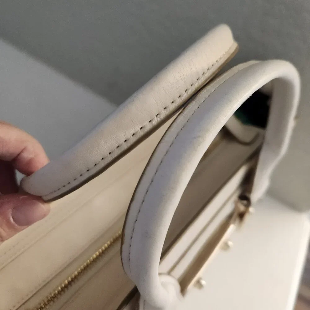 Coach Swagger White Leather Shoulder Bag Purse